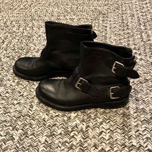 Gucci Combat Boots - Size 37.5 - Perfect condition